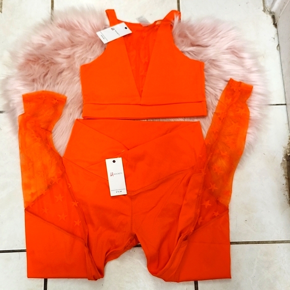 BOGO!! Brand New LA SOCIETY MESH DETAIL SPORTS BRA & LEGGINGS-S - Picture 1 of 8